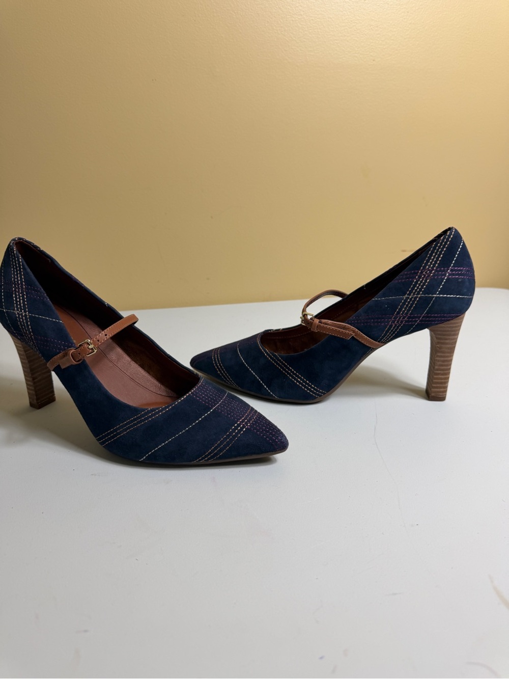 Aerosoles "Tax Return" Blue Plaid Suede Mary Jane Pumps – Size 11 - Picture 5 of 10